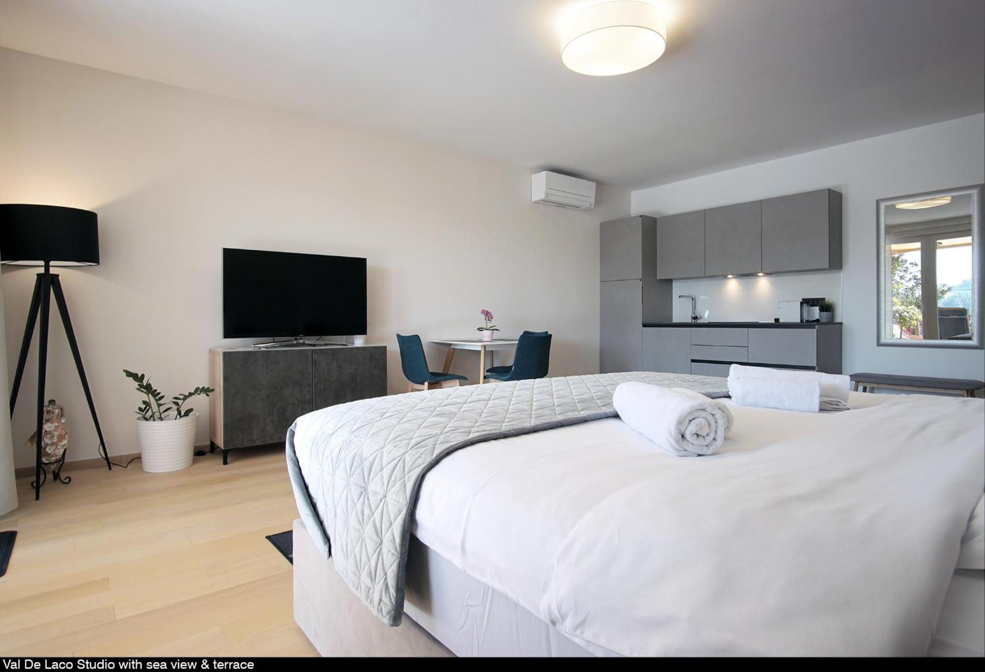 Val De Laco Studio Apartments Rovinj Exteriör bild